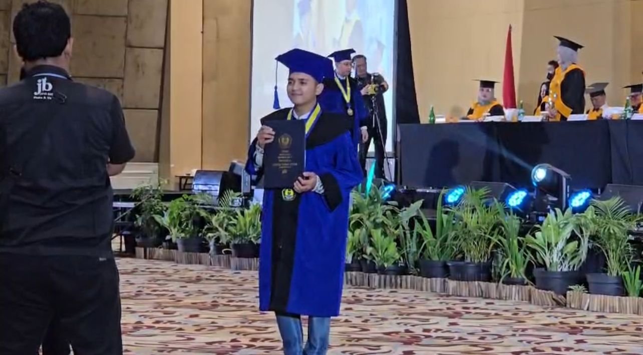 Wisuda angkatan 2026